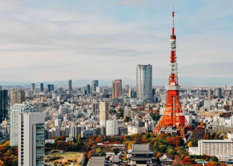 Retail Revolution: Fully Funded Fast Retailing (UNIQLO) Global Management Program 2026 in Tokyo!