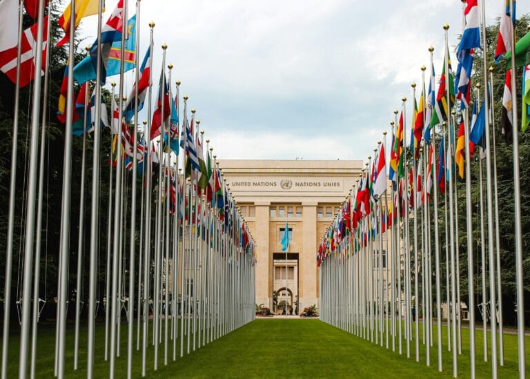 Apply for the 2026 UNEP Young Champions of the Earth Global Environmental Award